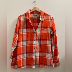 NORTH FACE LIGHT WEIGHT PLAID SHIRT